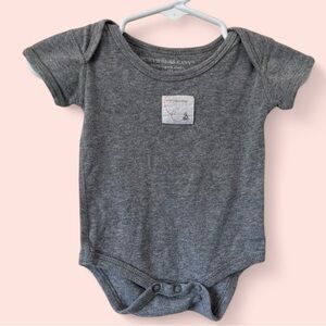 0-3 Months Unisex Baby Boy Baby Girl 100% Organic Cotton Burt’s Bees Onesie